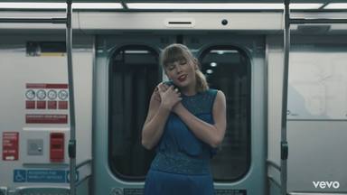Taylor Swift en el metro