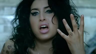 La búsqueda del mejor temazo de Amy Winehouse ha comenzado: ¿cuál recibirá más cariño?