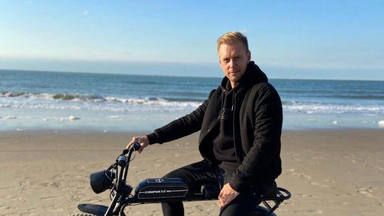 Armin van Buuren presenta su tema Tell Me Why junto con Sarah Reeves