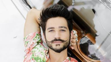 Camilo revela el motivo por el que se dejó crecer el bigote, el 'look' que más le caracteriza