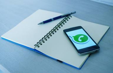 ¿Cómo te afecta el cambio de WhatsApp en sus términos y condiciones? Tus datos regalados a Facebook