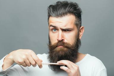 Las claves que explican que unos hombres tengan más barba y otros menos