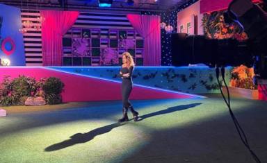 ‘La casa fuerte’: Lara Álvarez desvela el baile sensual que realiza antes de comenzar los directos