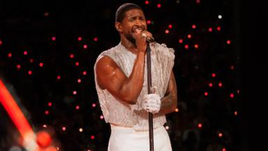 La actuación 'gratuita' de Usher en la Super Bowl consigue ingresar una cifra nada creíble en su bolsillo
