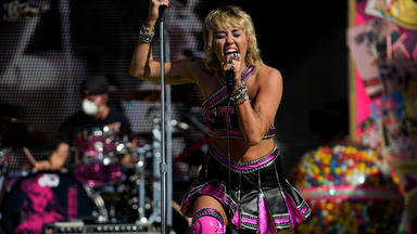 Miley Cyrus se posiciona entre las favoritas para actuar en el intermedio de la Super Bowl