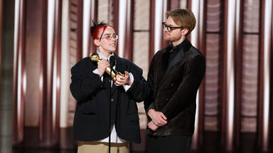 Billie Eilish gana su segundo Globo de Oro y su conmovedor discurso ya da la vuelta al mundo