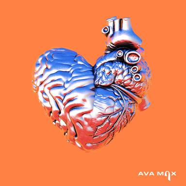 Ava Max estrena el esperado videoclip de ‘My Head & My Heart’: todo un beat noventero